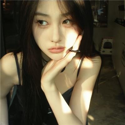 好莱坞诈骗女王